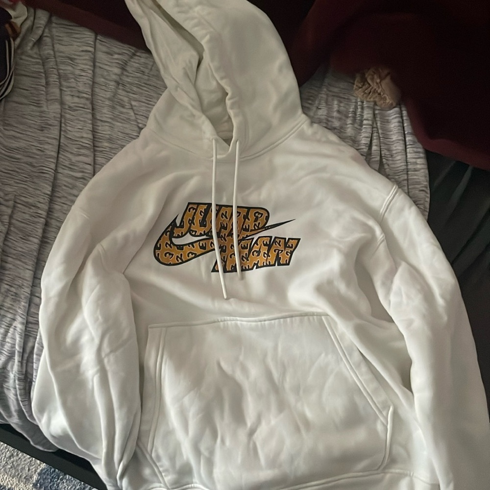 Men’s Jordan “Jump man” Sweatshirt